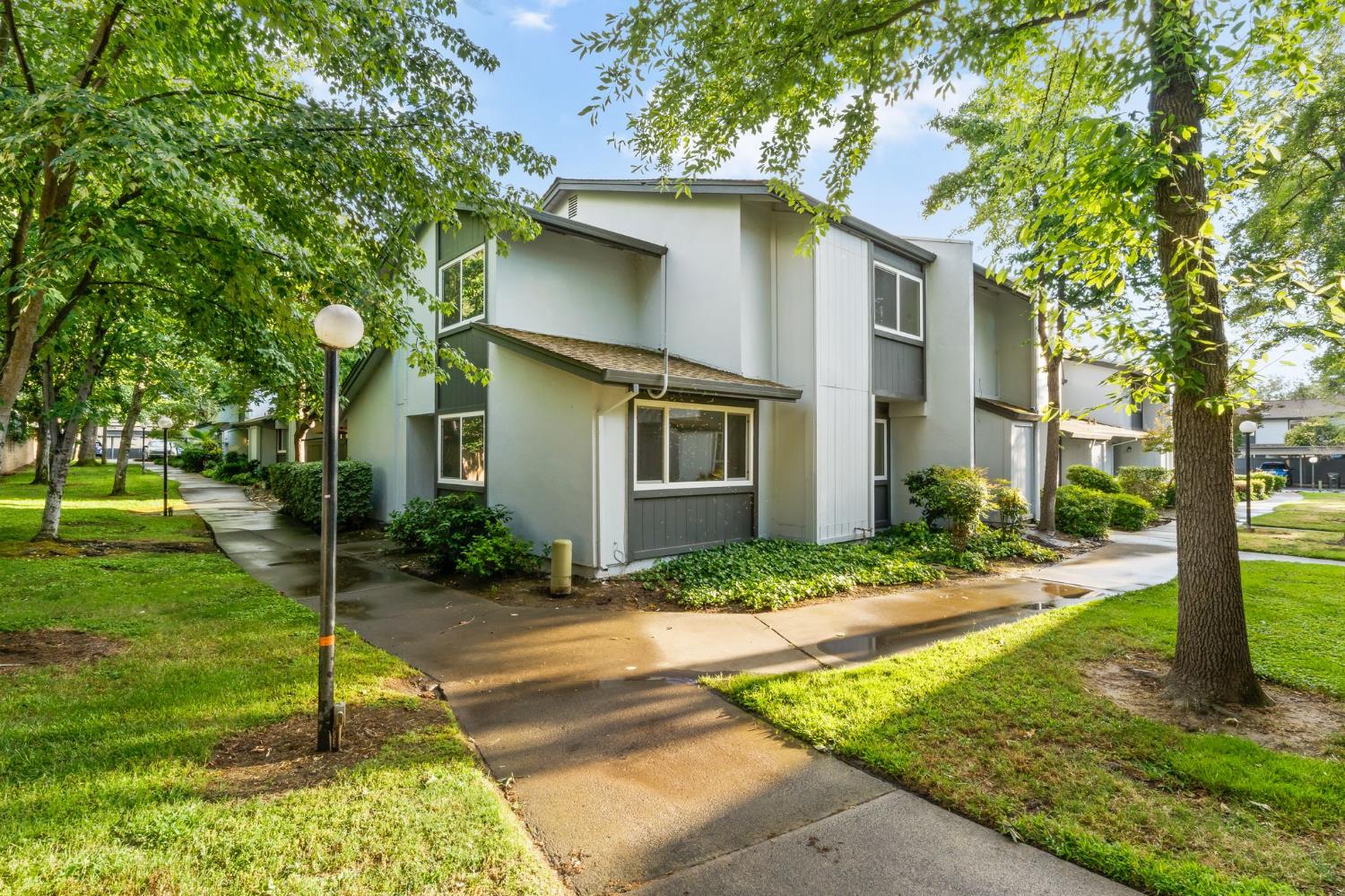 5034 Greenberry Drive