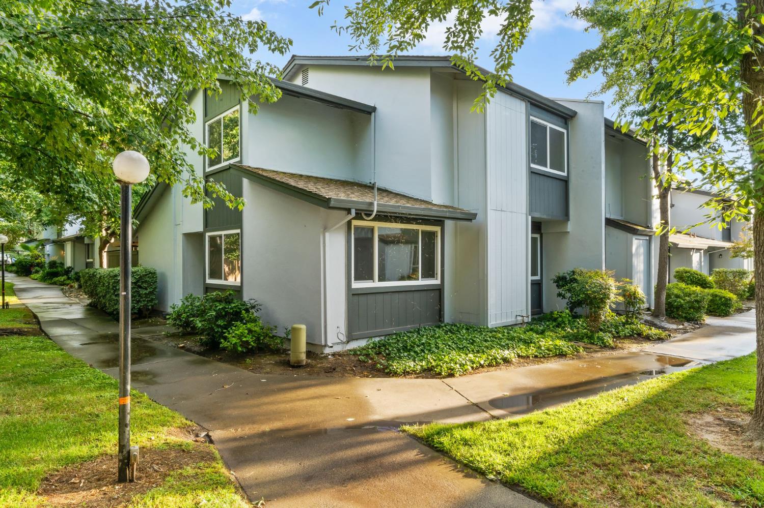 5034 Greenberry Drive
