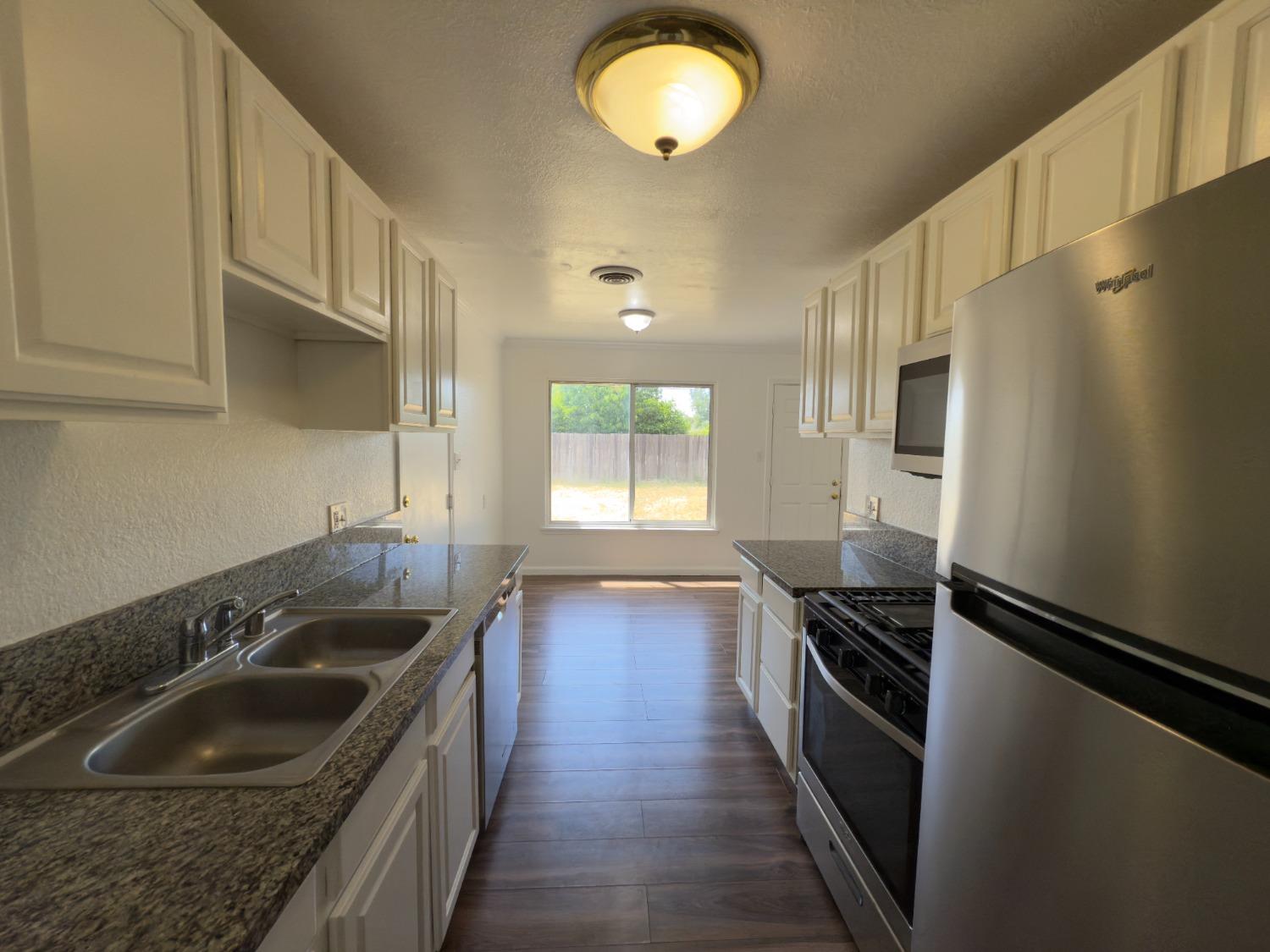 5741 San Vincente Way