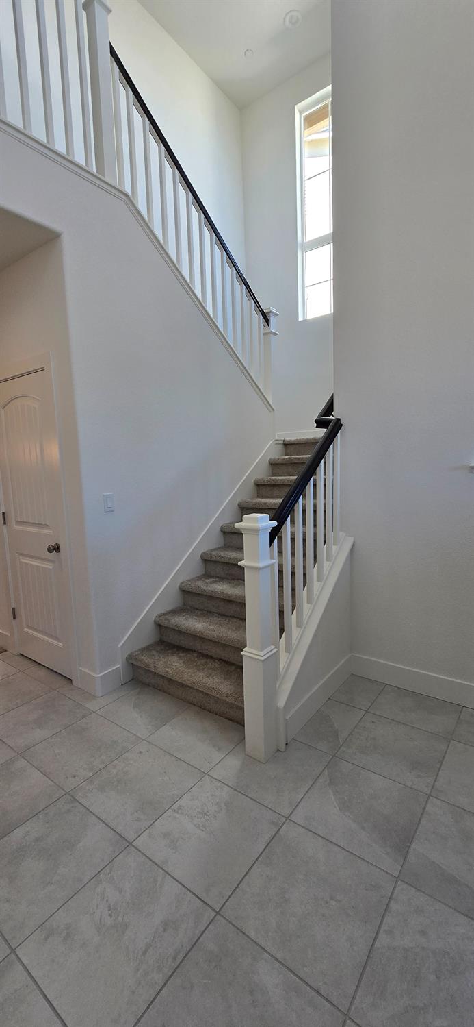 1807 Birdie Avenue