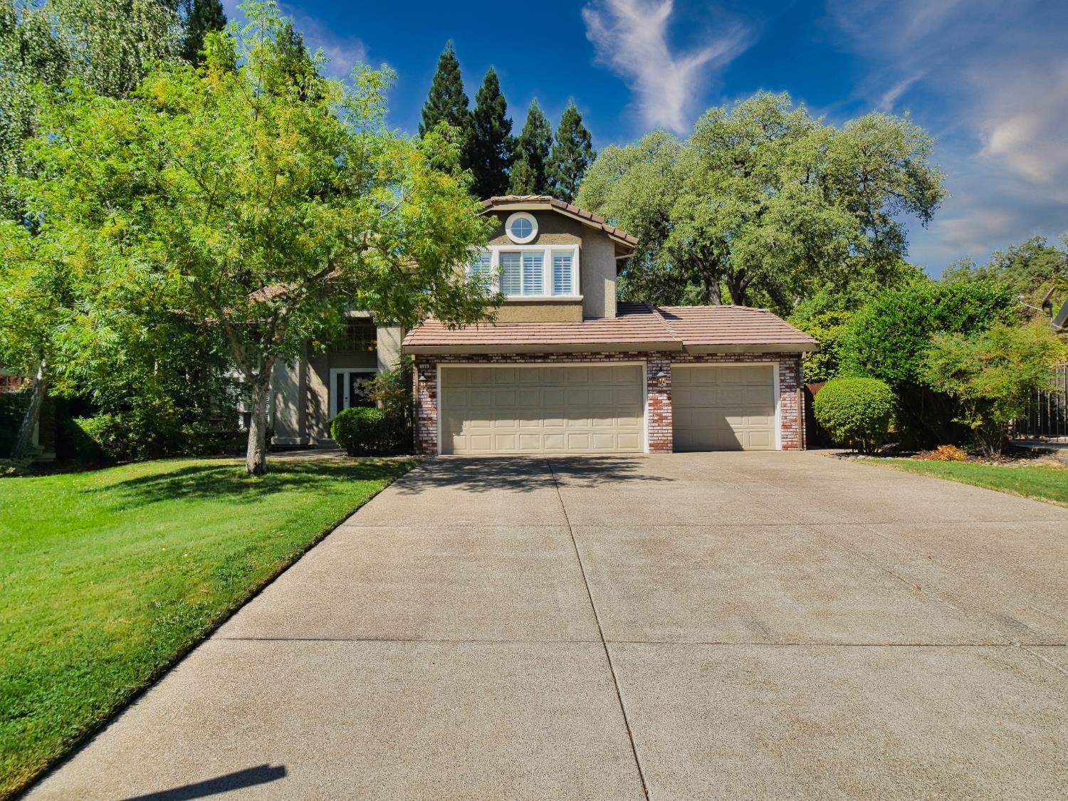 104 Luttrel Court