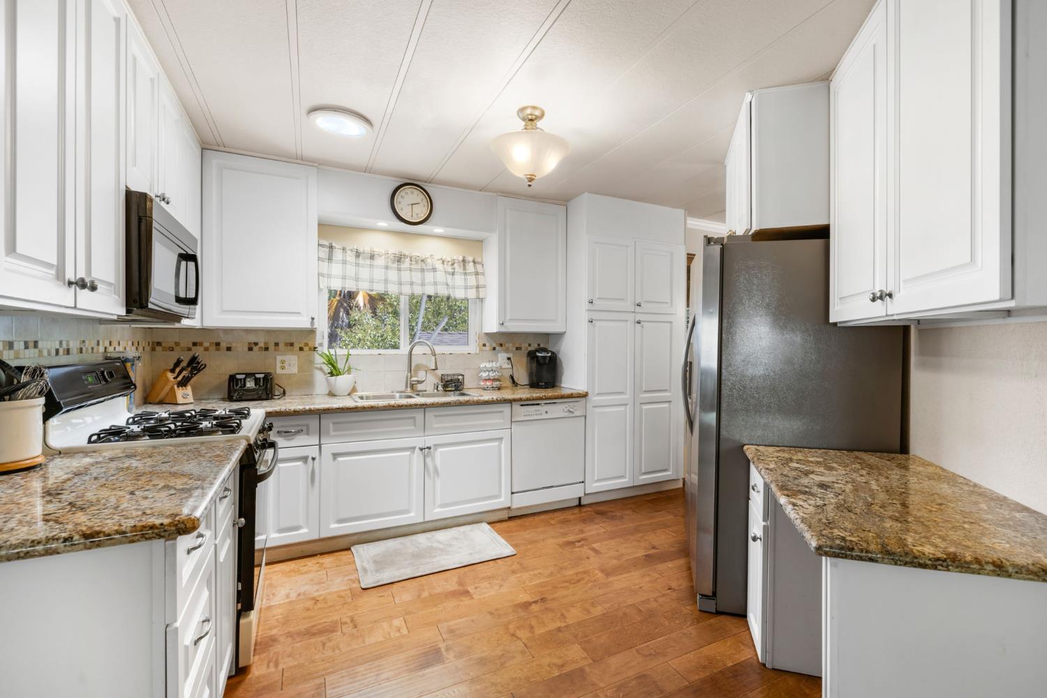 4700 Old French Town Rd 64