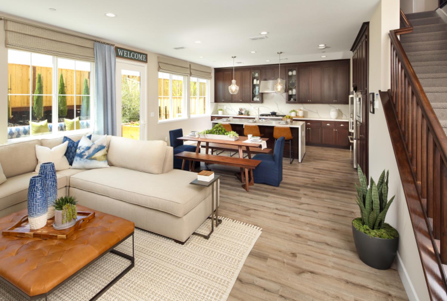 1371 S Central Parkway