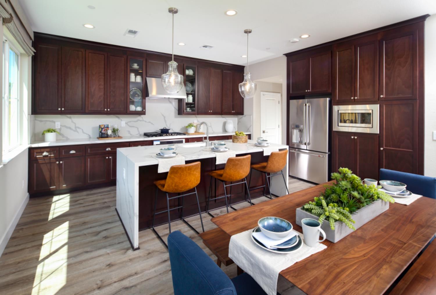 1371 S Central Parkway