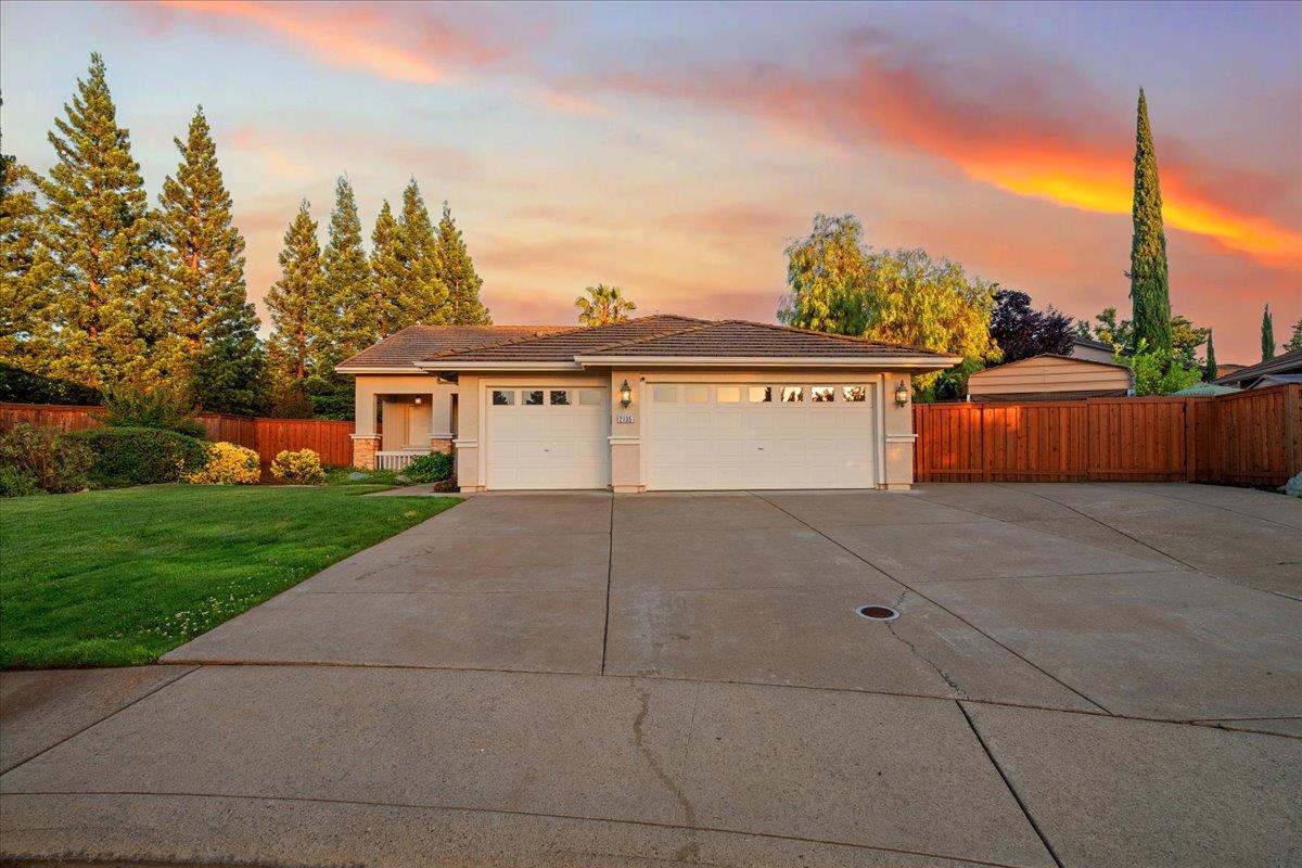 2135 Mayall Court