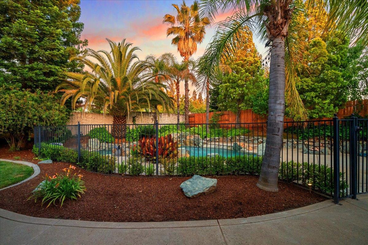 2135 Mayall Court