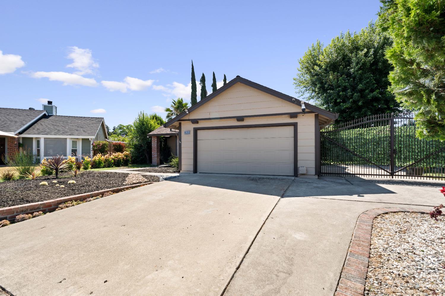 2848 Mergansers Court