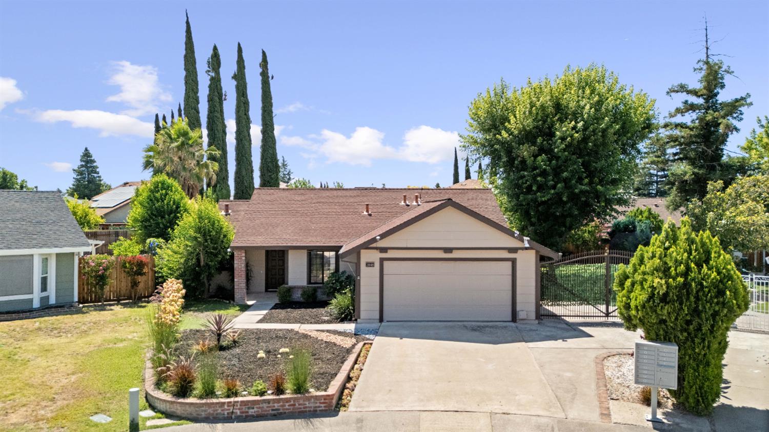 2848 Mergansers Court