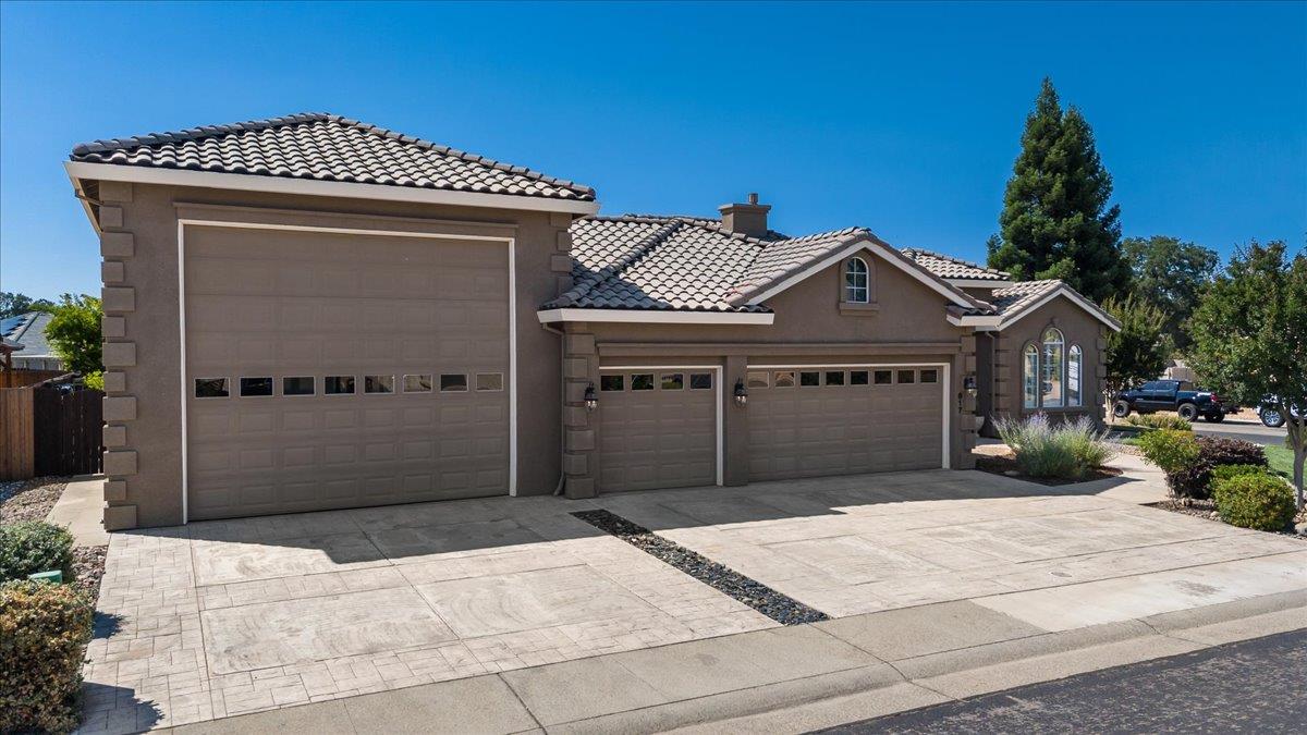 917 Fairway Drive