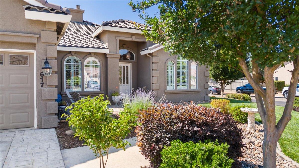 917 Fairway Drive