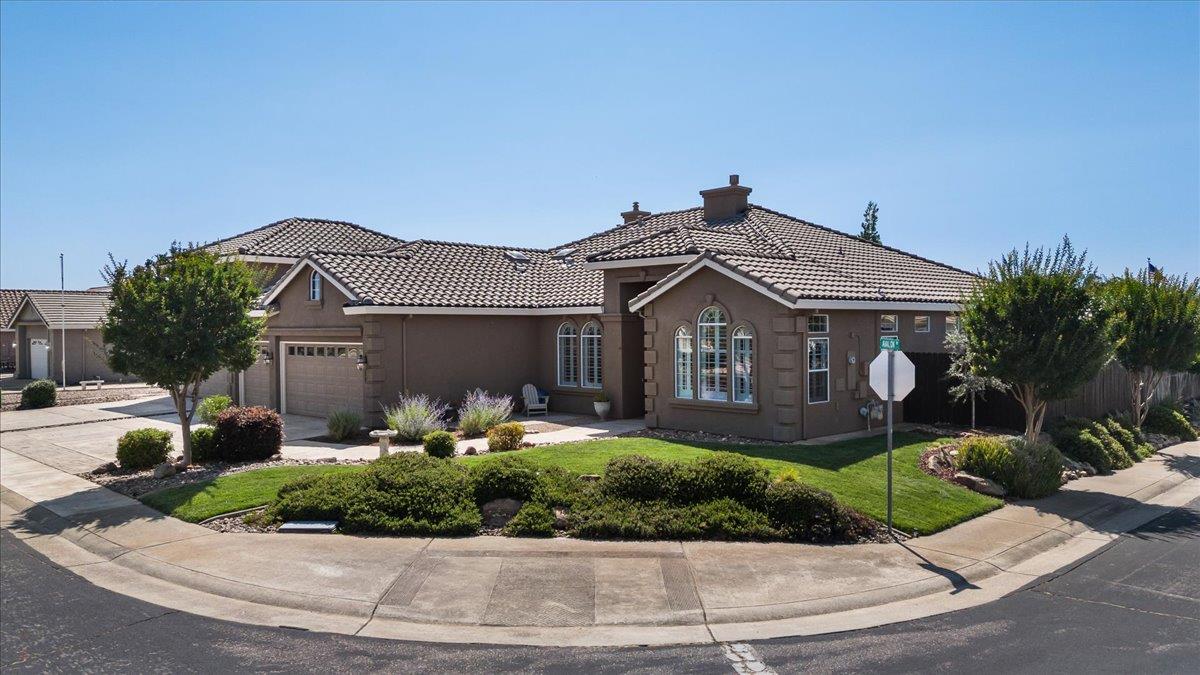 917 Fairway Drive