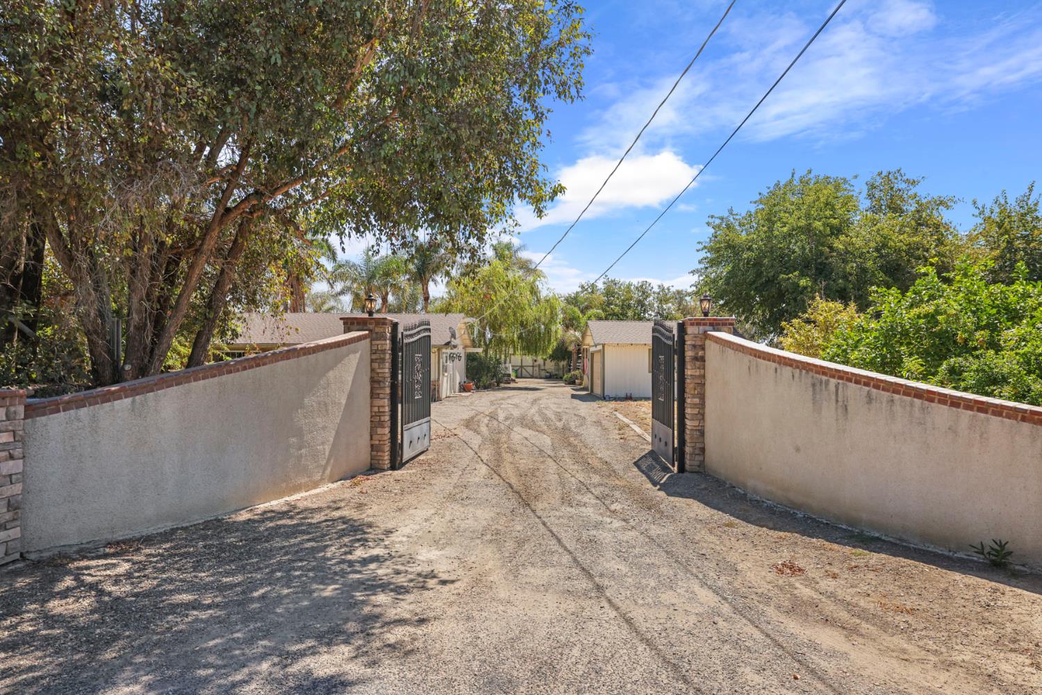 22952 S Bird Road