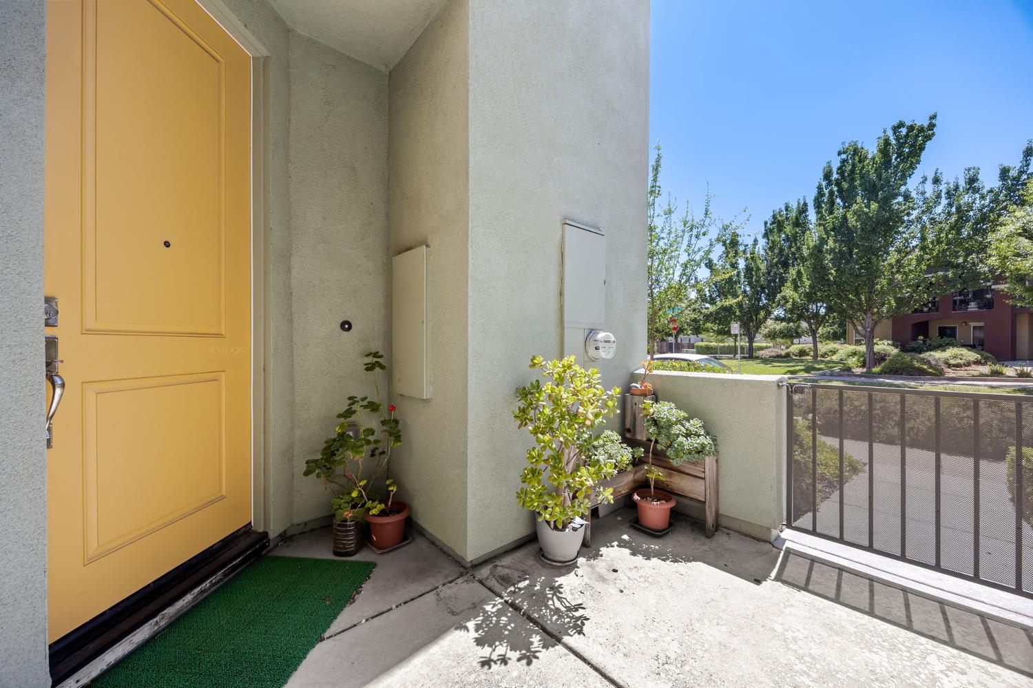 4102 Beechcraft Way