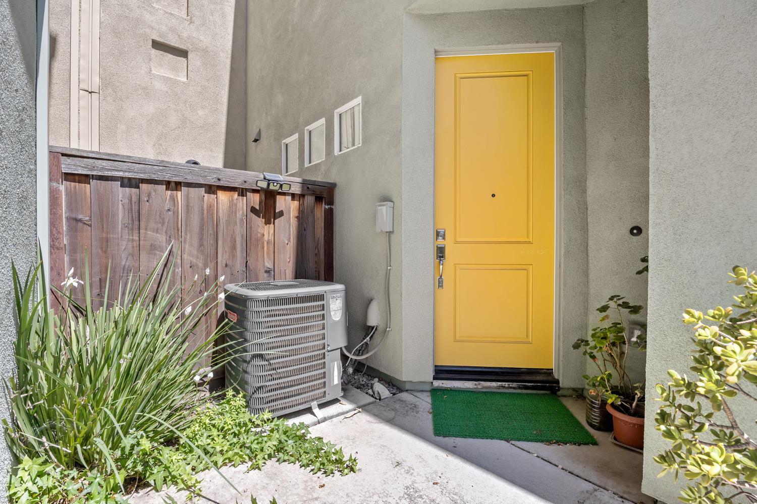 4102 Beechcraft Way