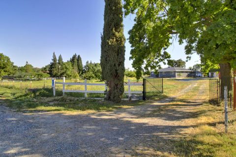 12730 Leo Lane, Wilton, CA 95693 - #: 225055379