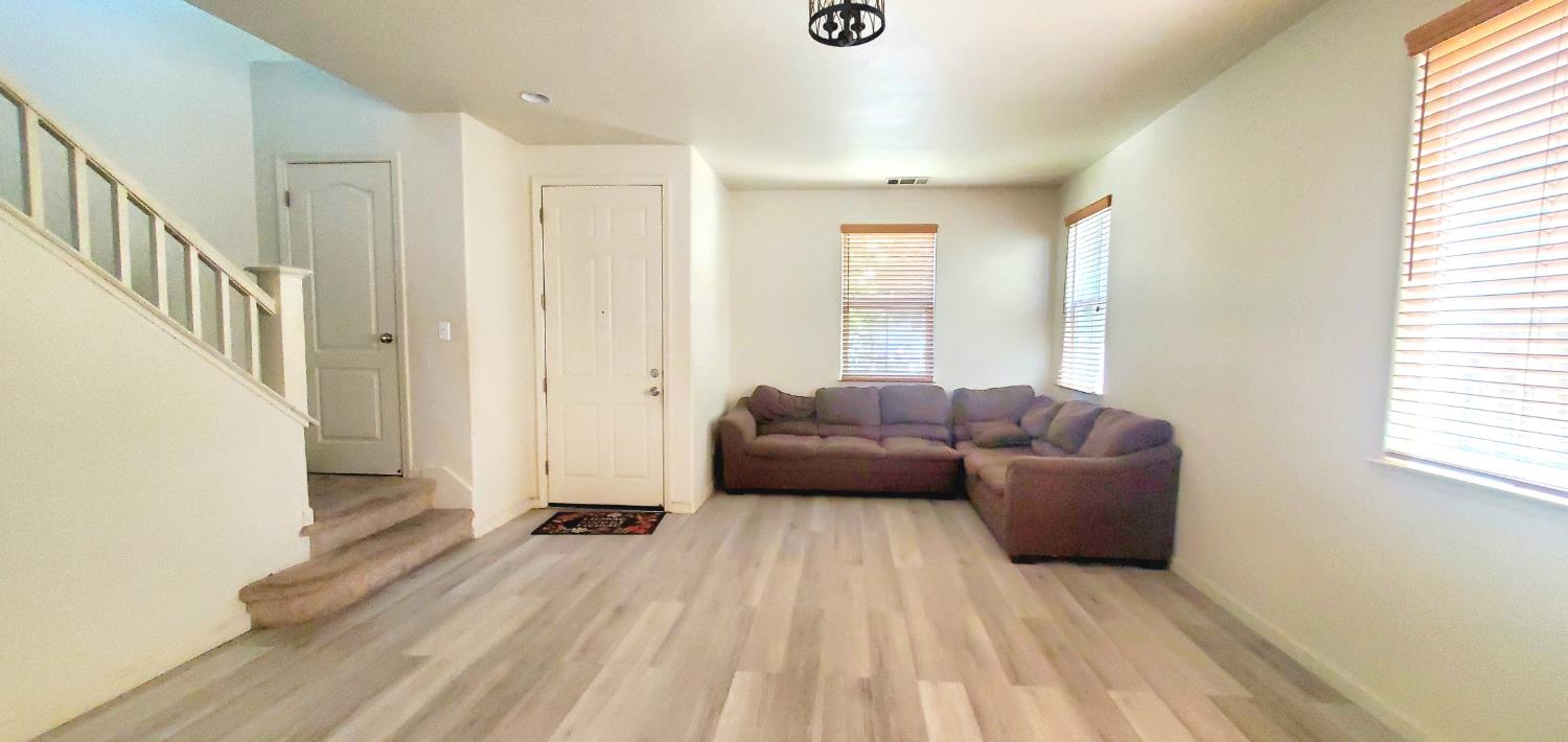 4735 White Forge Drive