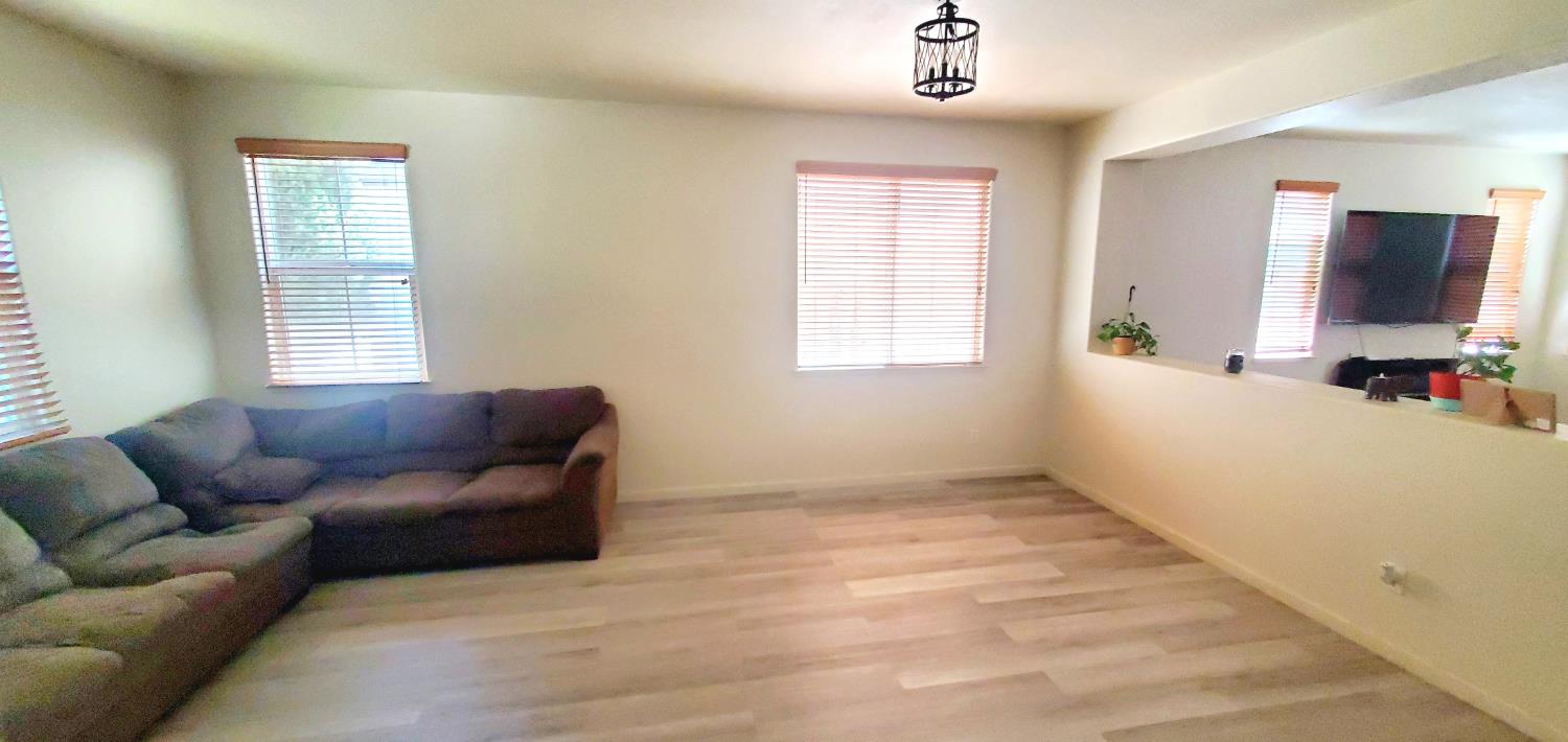 4735 White Forge Drive