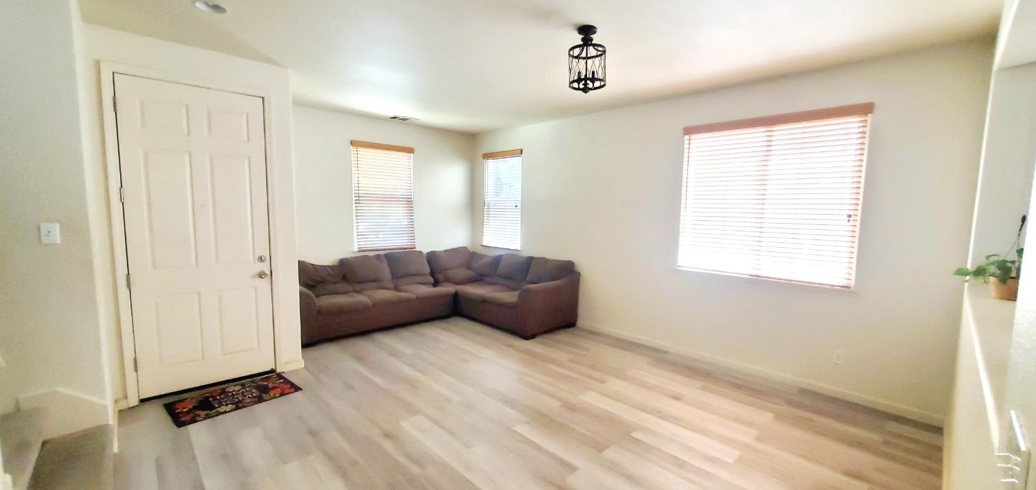 4735 White Forge Drive