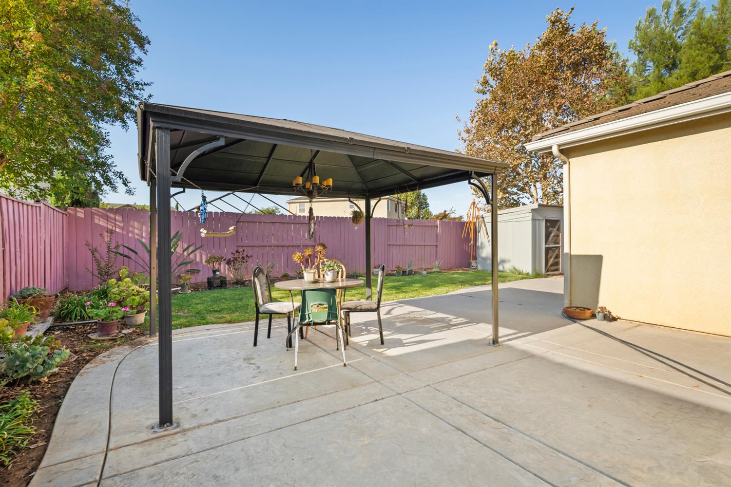 1254 Kensington Drive
