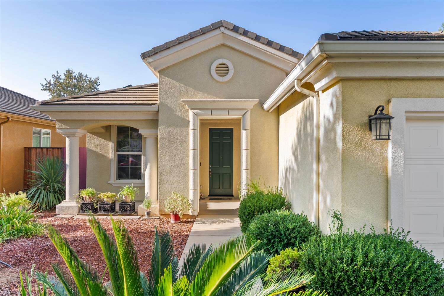 1254 Kensington Drive