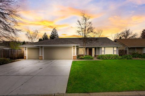 1242 Busselton Way El Dorado Hills CA 95762