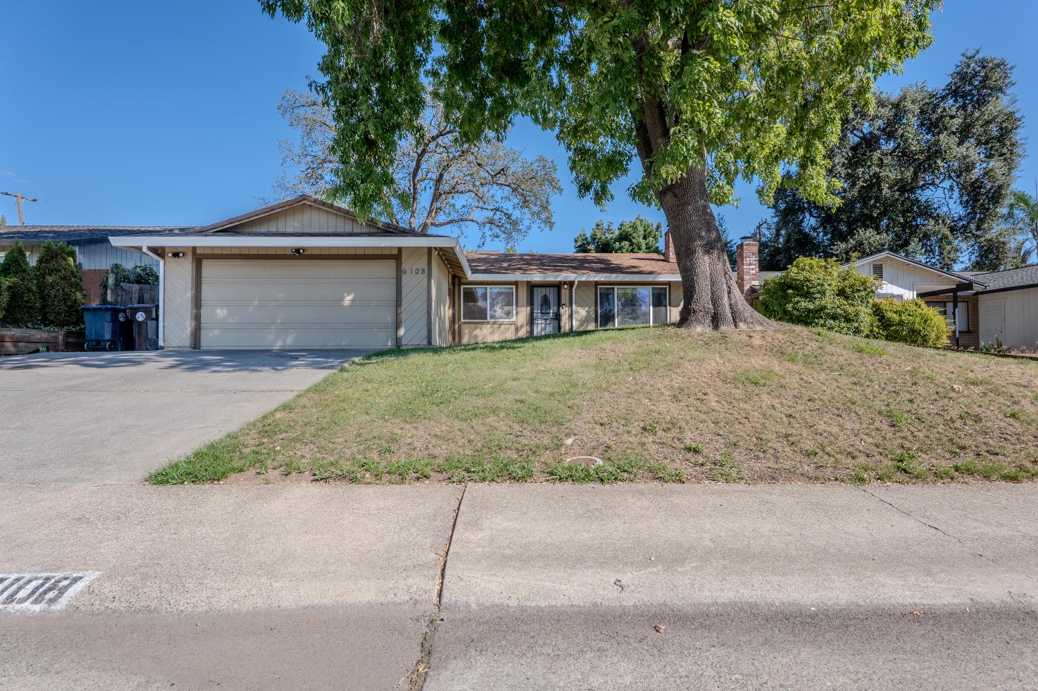 6108 Rita Lou Way