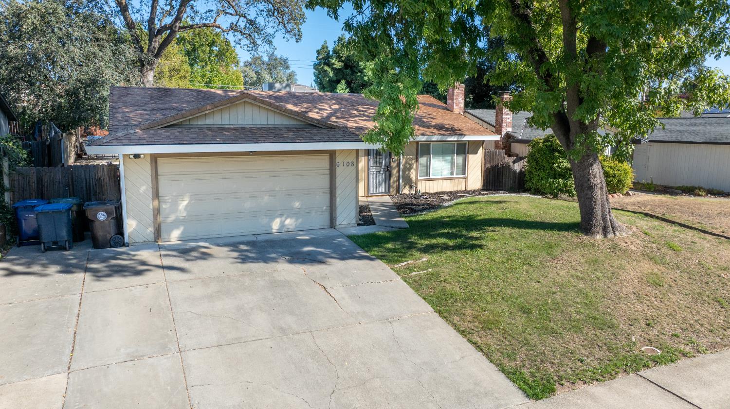 6108 Rita Lou Way
