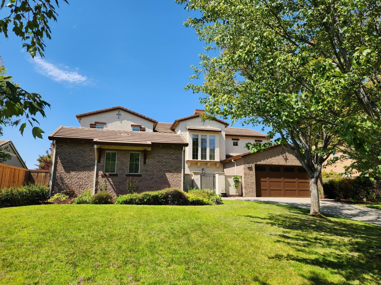 903 Jack Rabbit Court