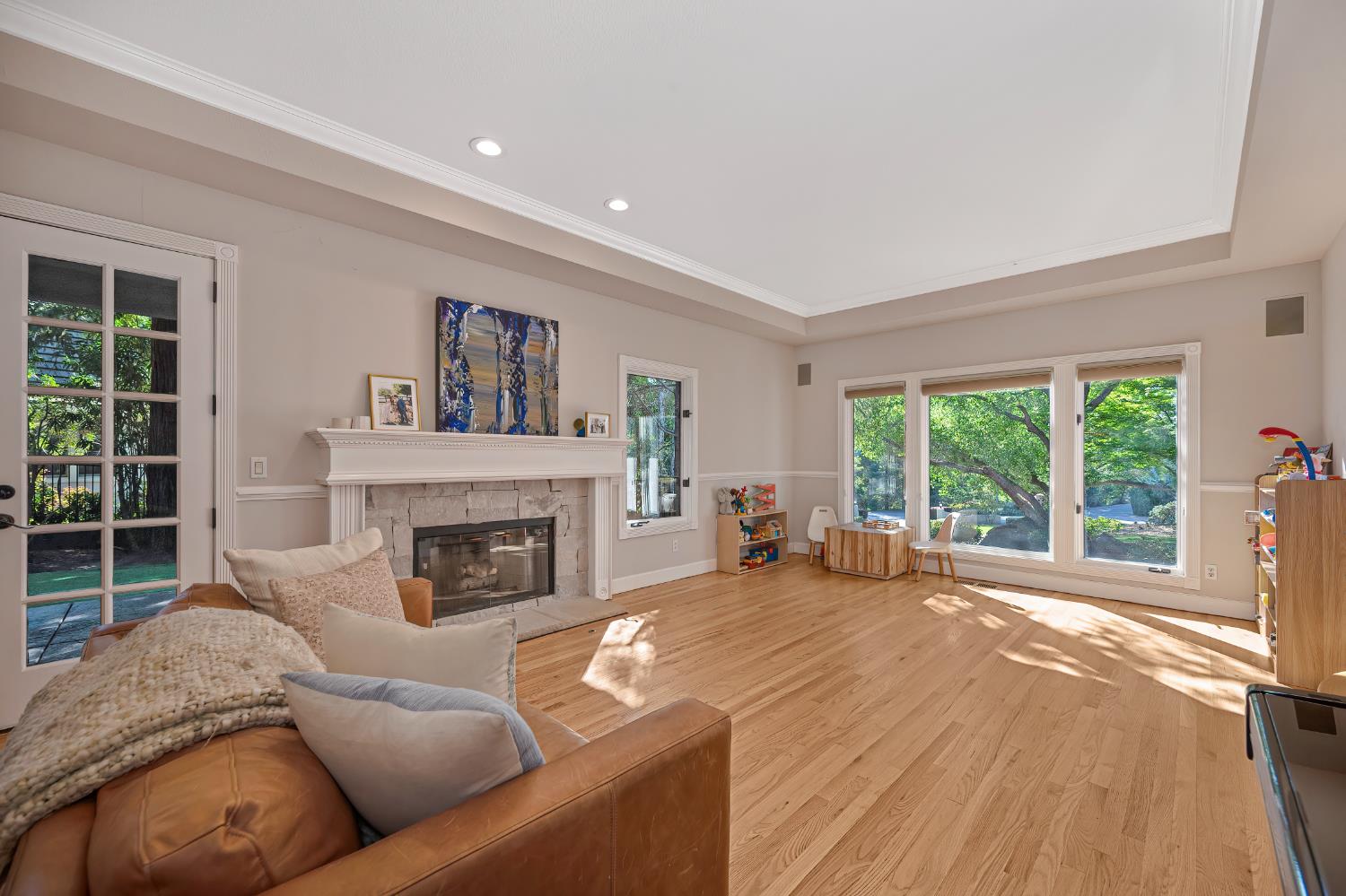 4911 Lexington Circle