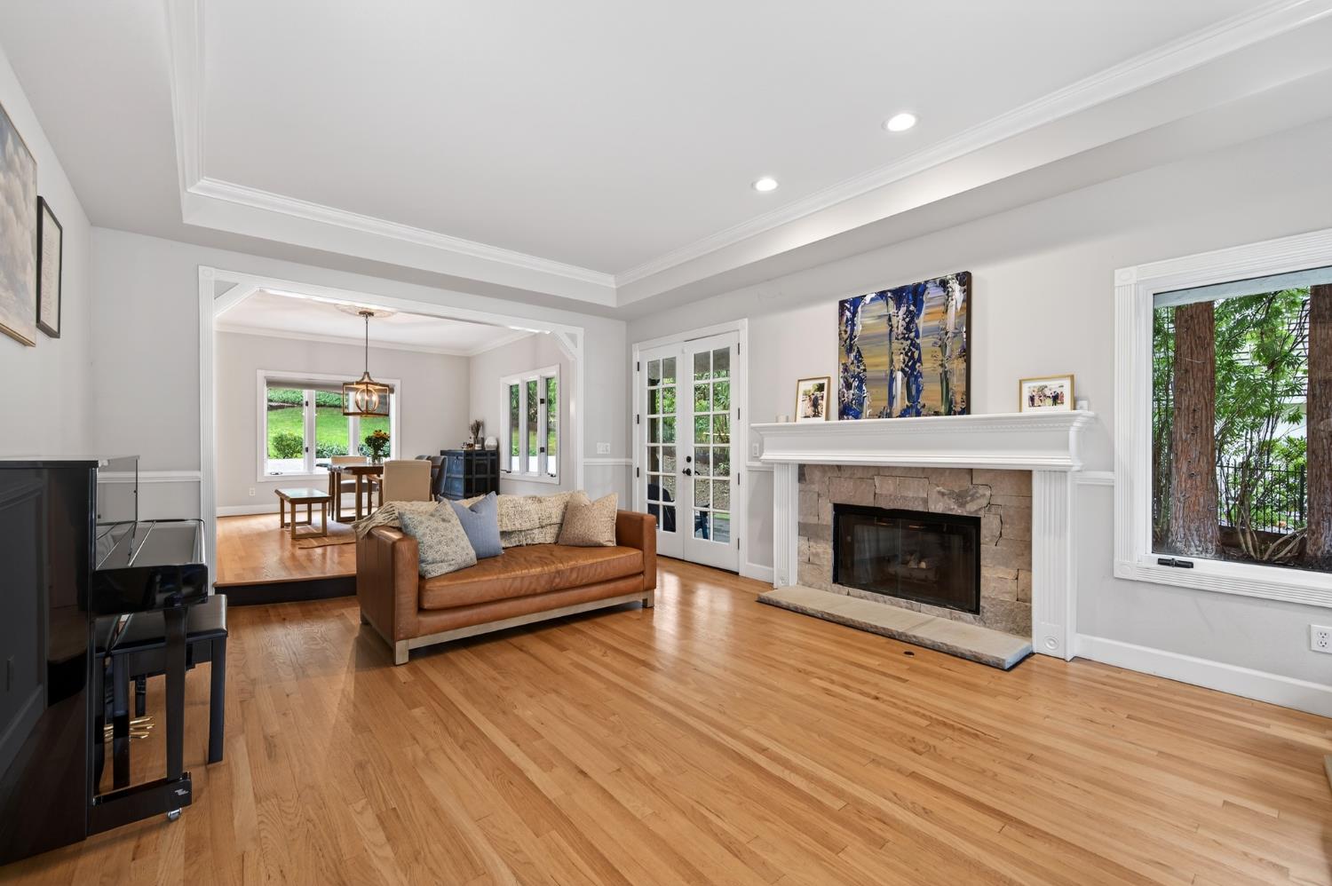 4911 Lexington Circle