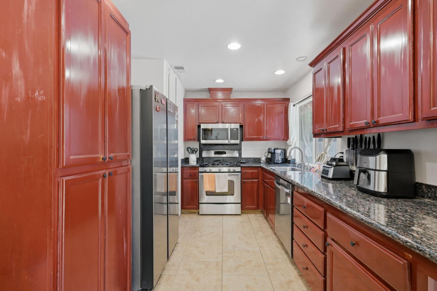 6653 Deerfield Drive