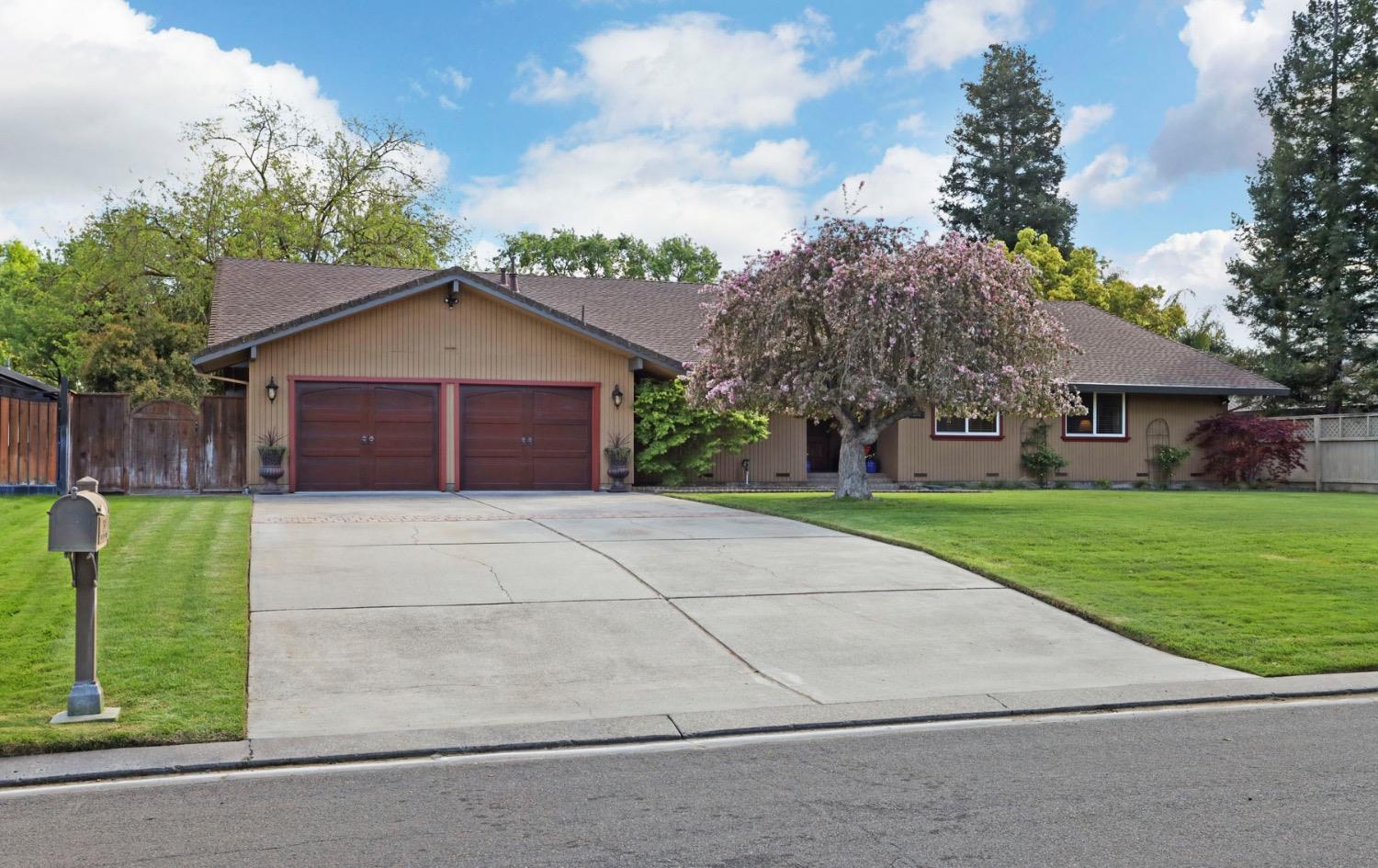 2312 Broadridge Way