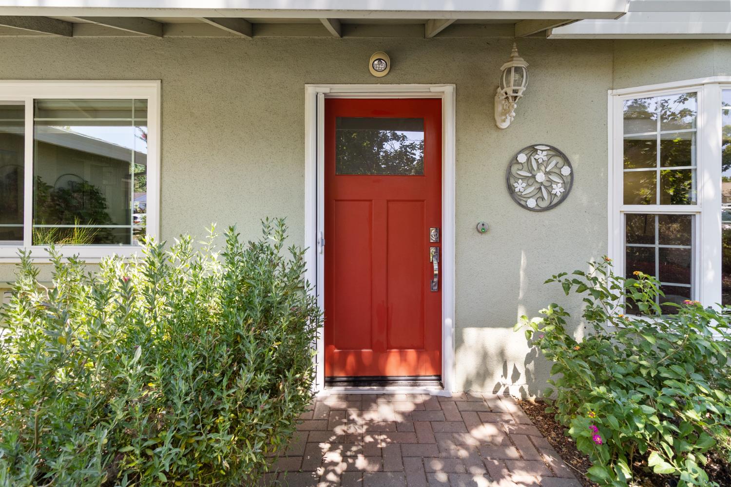 3125 Mayfair Drive