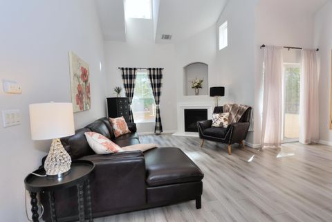 512 Vessona Circle Folsom CA 95630