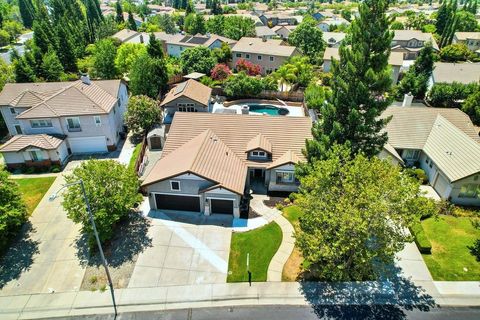 8209 Horncastle Avenue, Roseville, CA 95747 - MLS#: 225025034