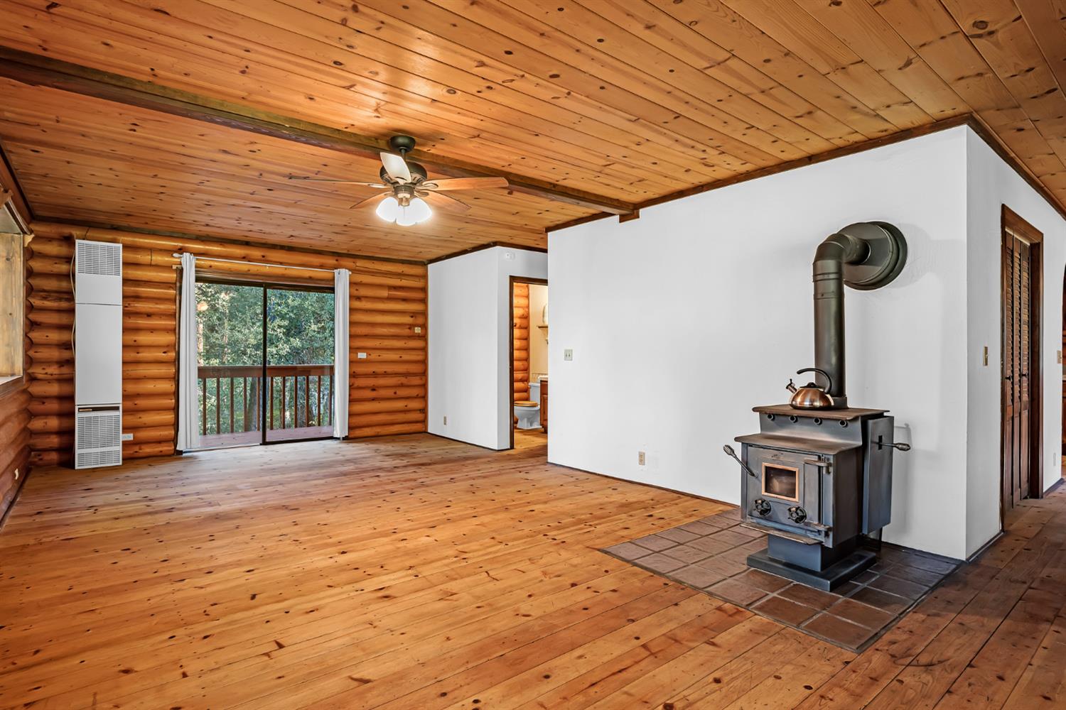 6187 Outingdale Road