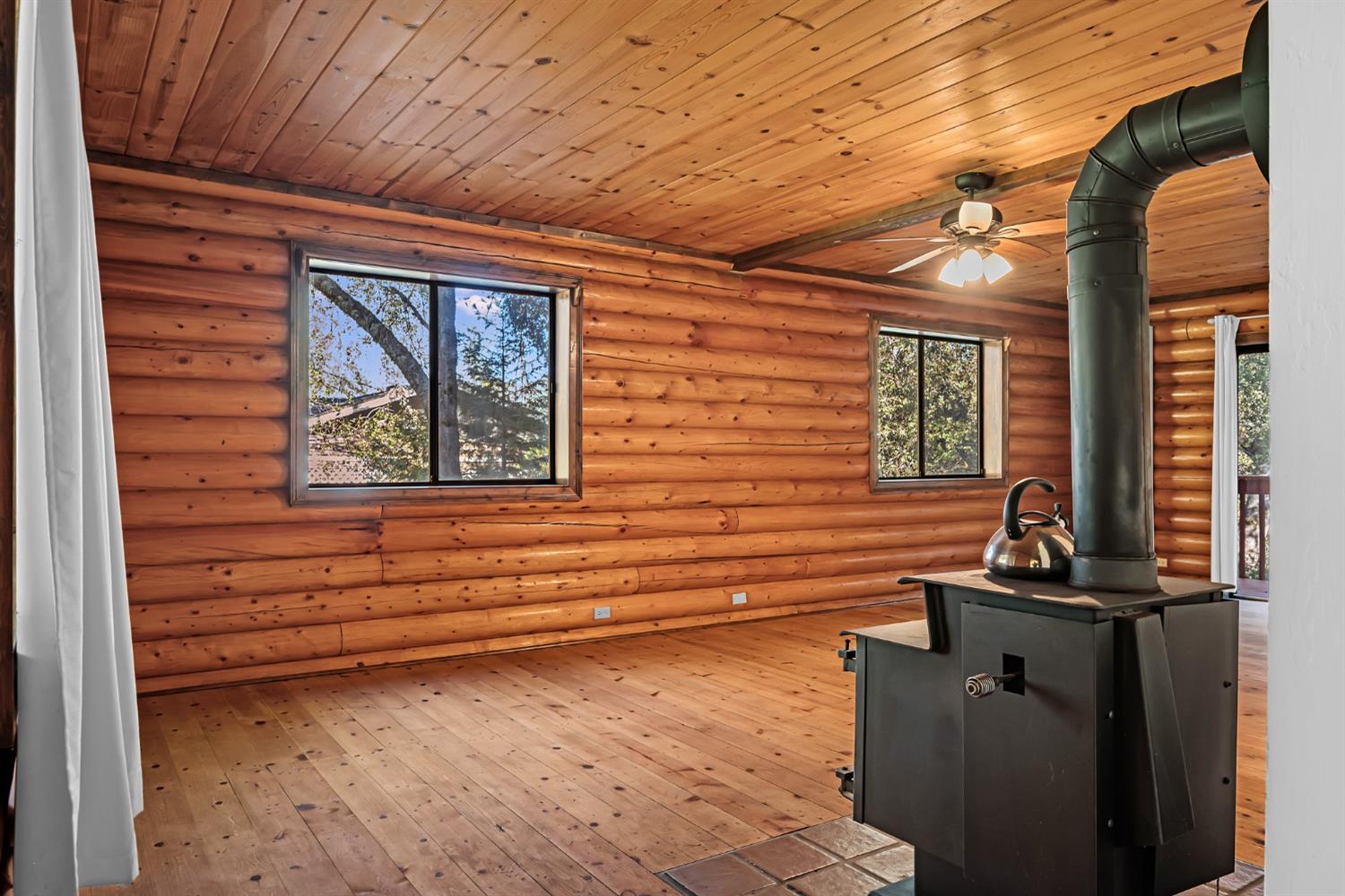 6187 Outingdale Road