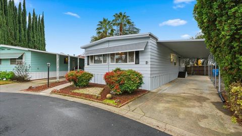 10 La Entrada Way Yuba City CA 95993