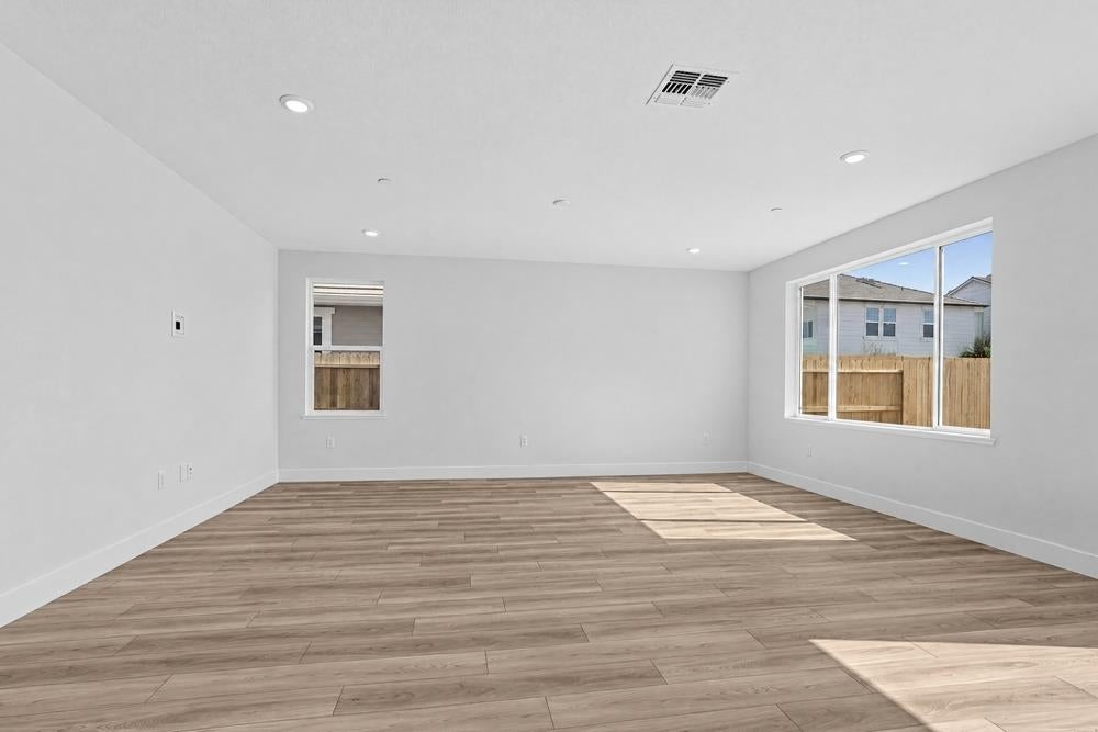 9866 Amisha Way