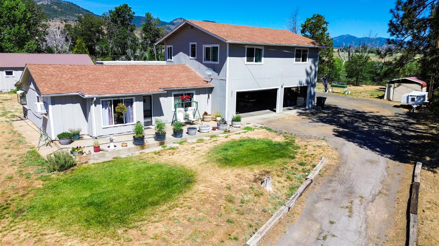 565 Main St