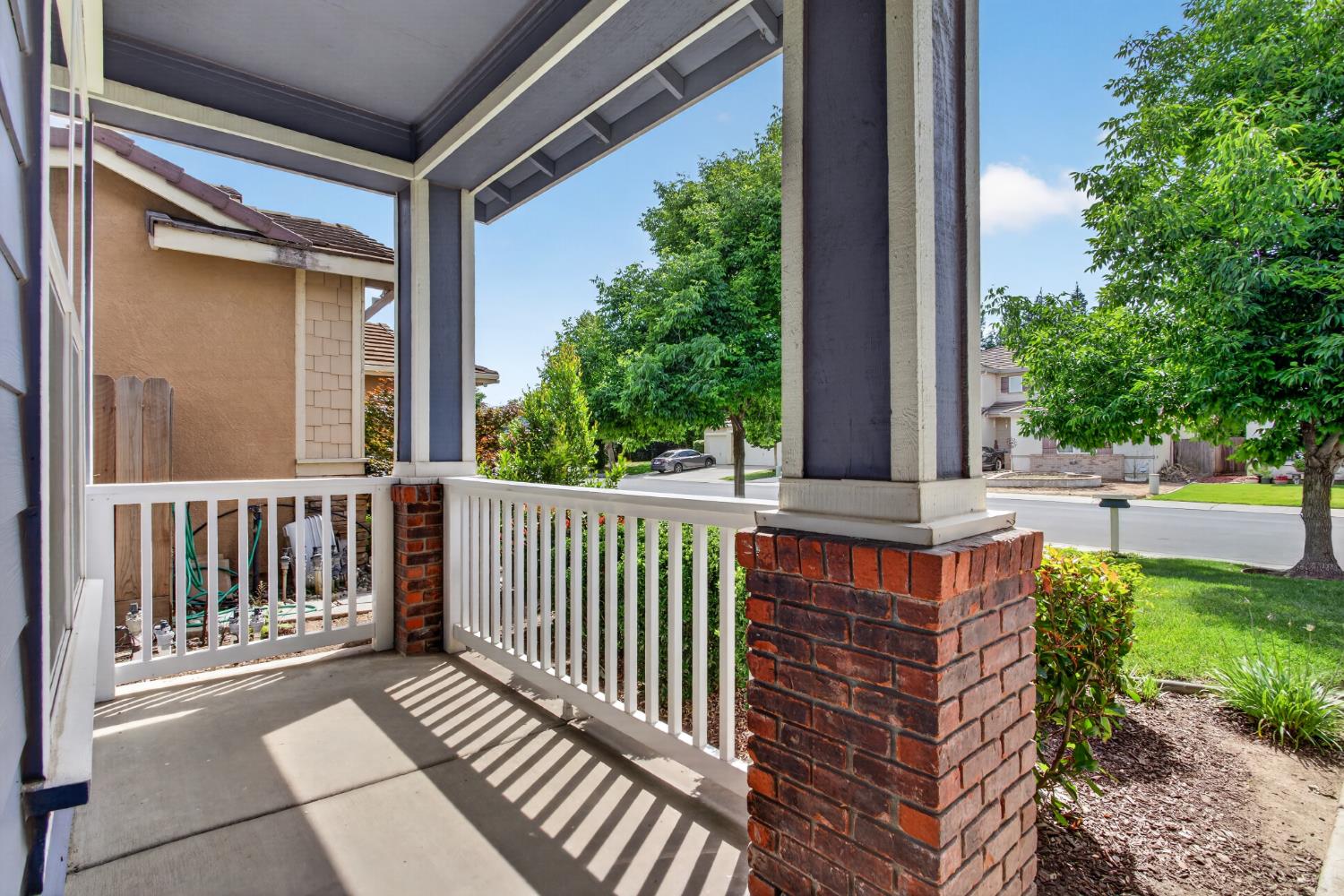 5514 Saxon Way