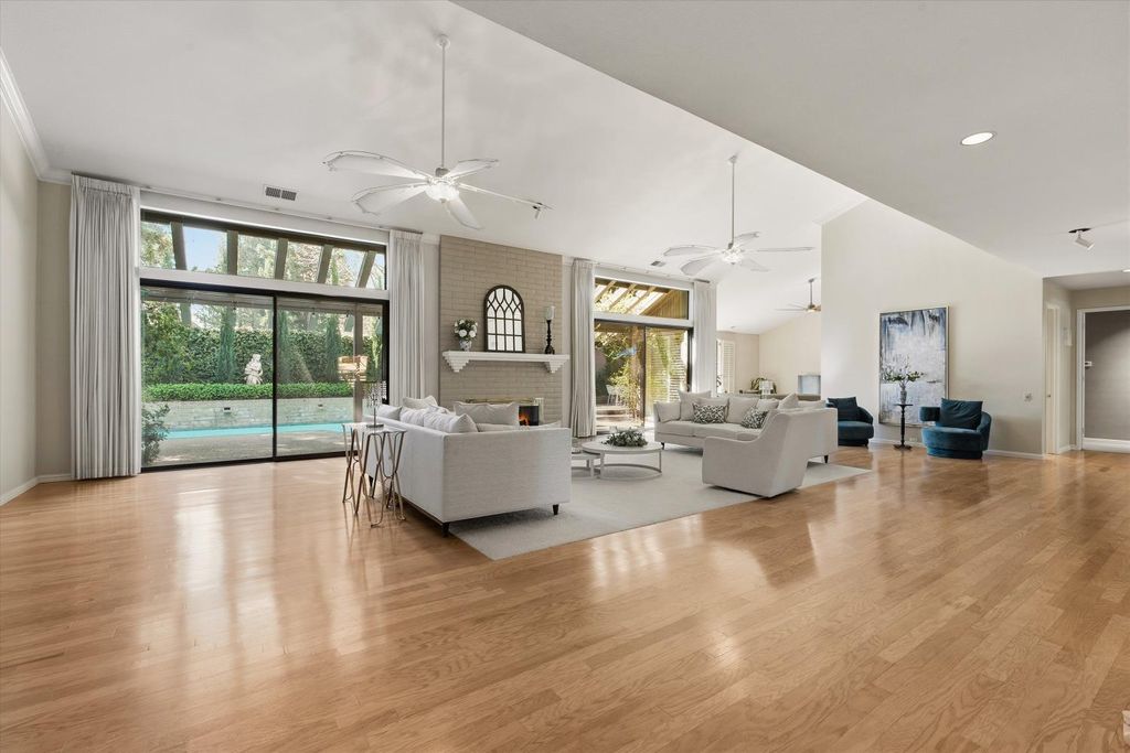 Photo of 2024 Empire Mine Circle, Gold River, CA 95670 (MLS # 226033240)