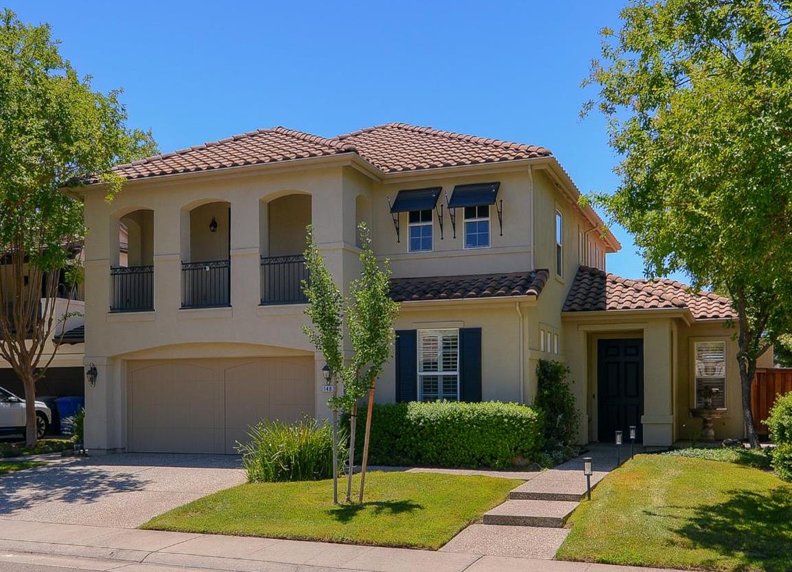 1487 Berriedale Court