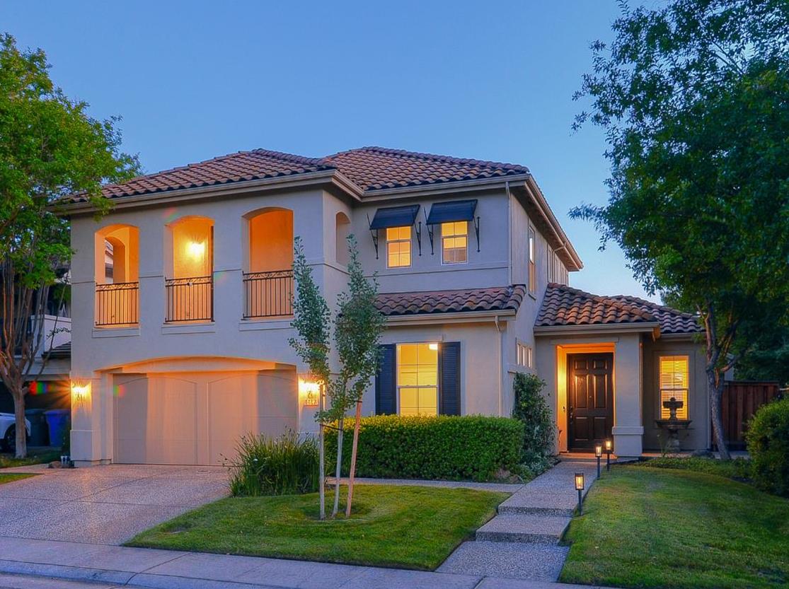 1487 Berriedale Court
