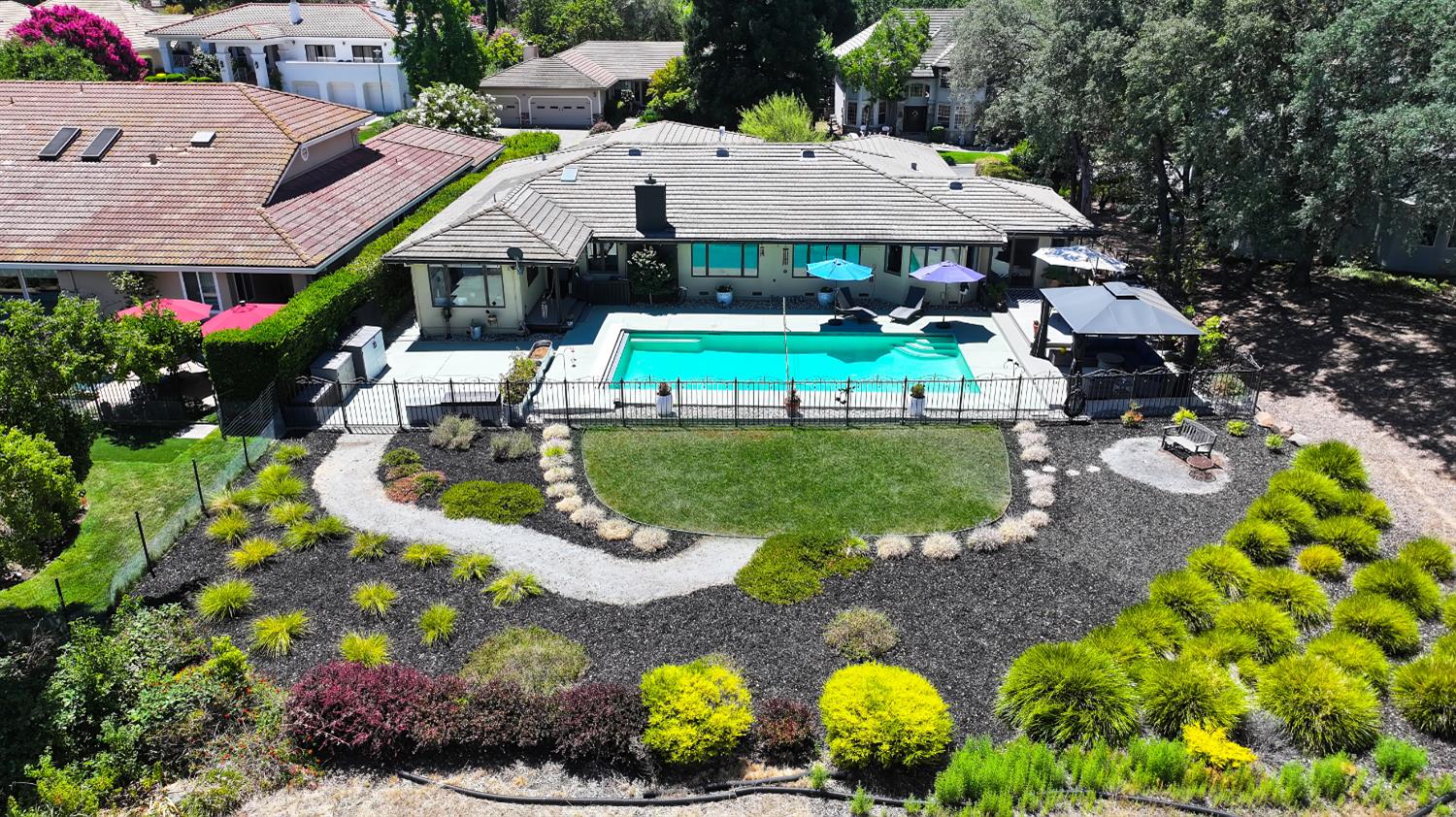 6054 Puerto Drive