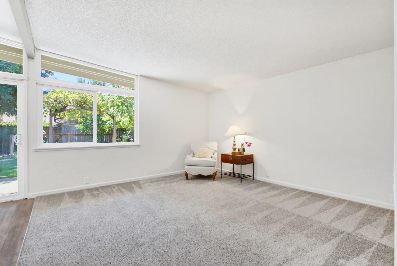 618 Isla Place