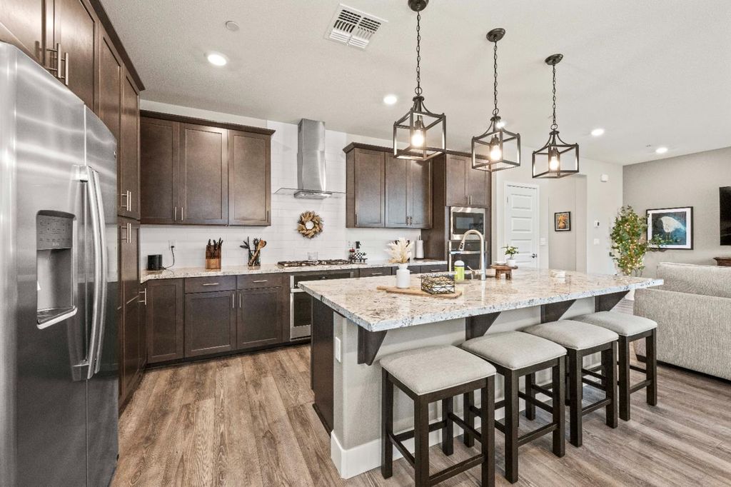 Photo of 10462 Oboe Way, Elk Grove, CA 95757 (MLS # 225120883)