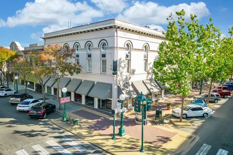 10 S School Street Lodi CA 95240