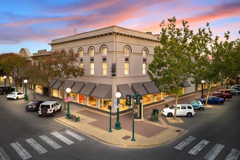 10 S School Street Lodi CA 95240