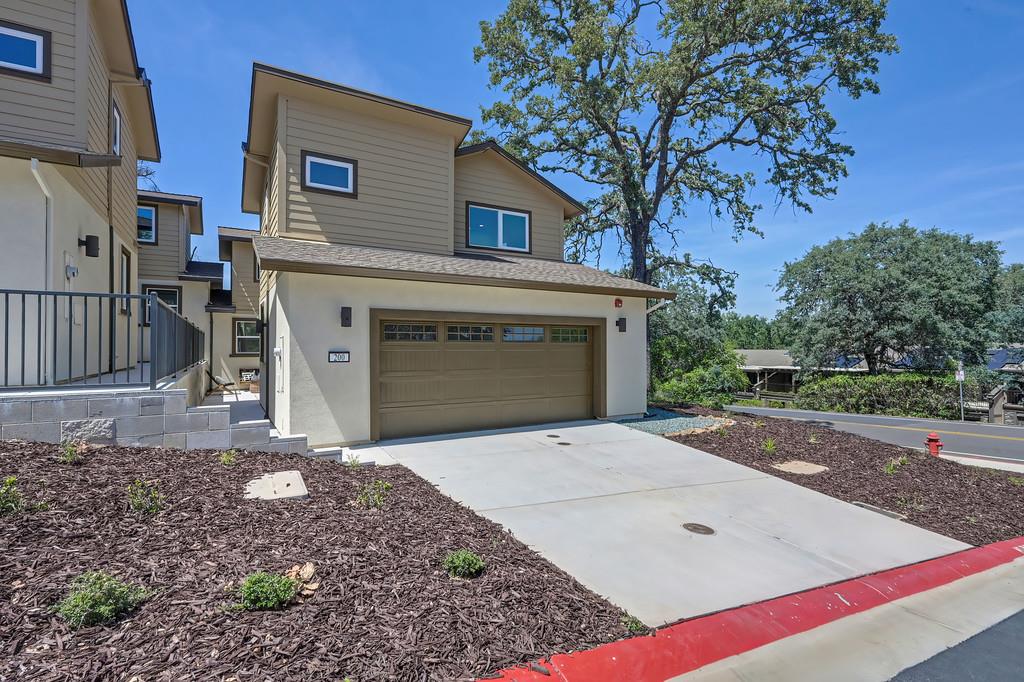 200 Lago Drive A1